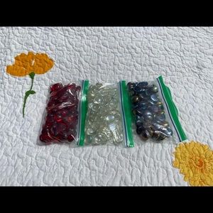 5/$20⭐️Glass pebbles
